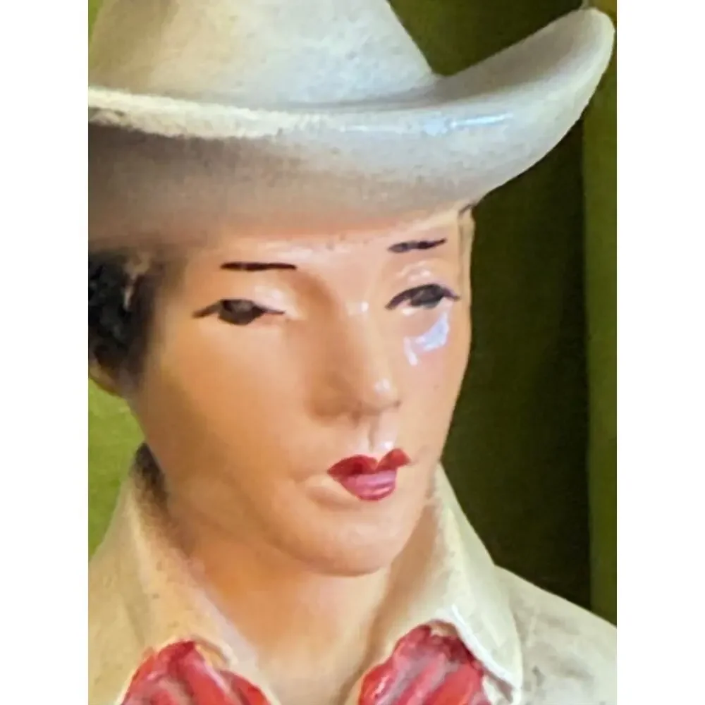 Vintage Cowboy western figurative lamp and shade